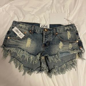 One Teaspoon Bonitas Shorts 24